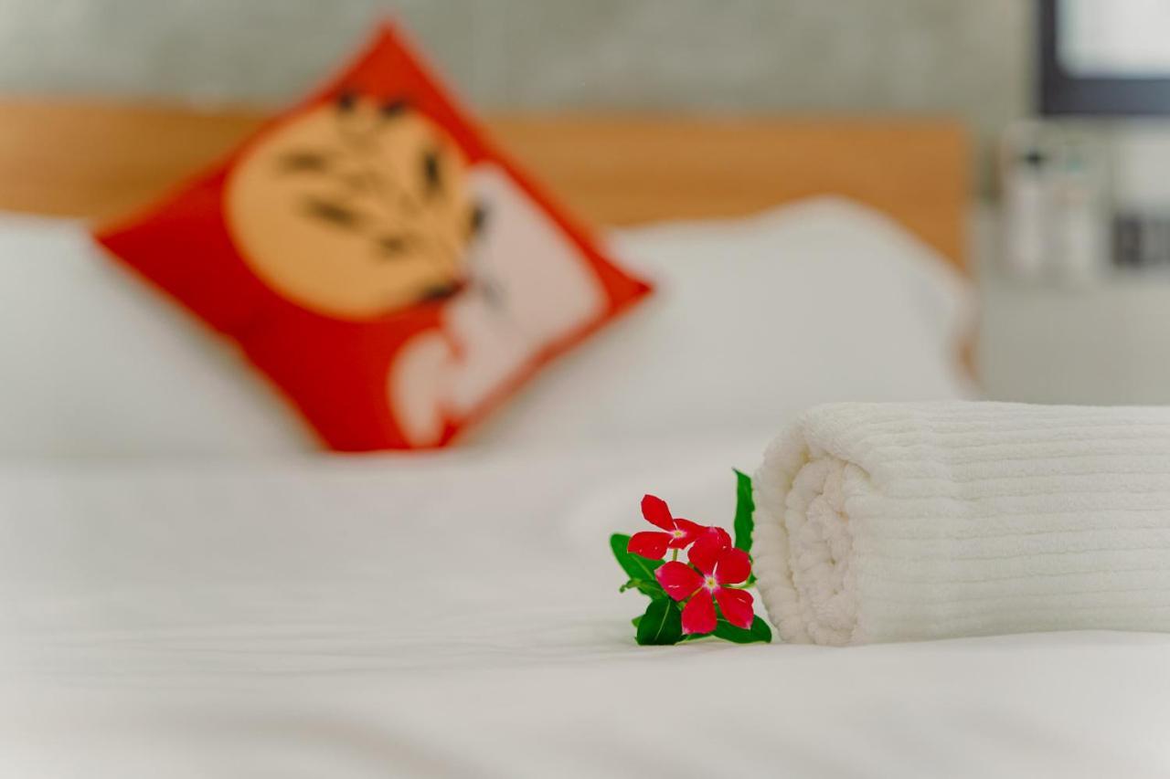 Aloha Saigon Premium Hostel By Local Travel Experts - Newly Opened, Less-Touristy Location, Spacious Rooms, Glass Shower Bathroom, Free Breakfast & Walking Tour Ho Chi Minh City Exterior photo